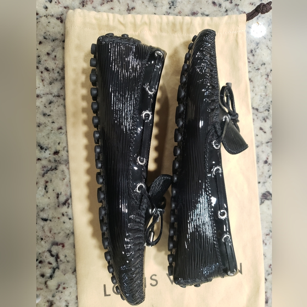 Louis Vuitton  Black Womens Epi-leather drivers size 37.5 - Picture 4 of 11